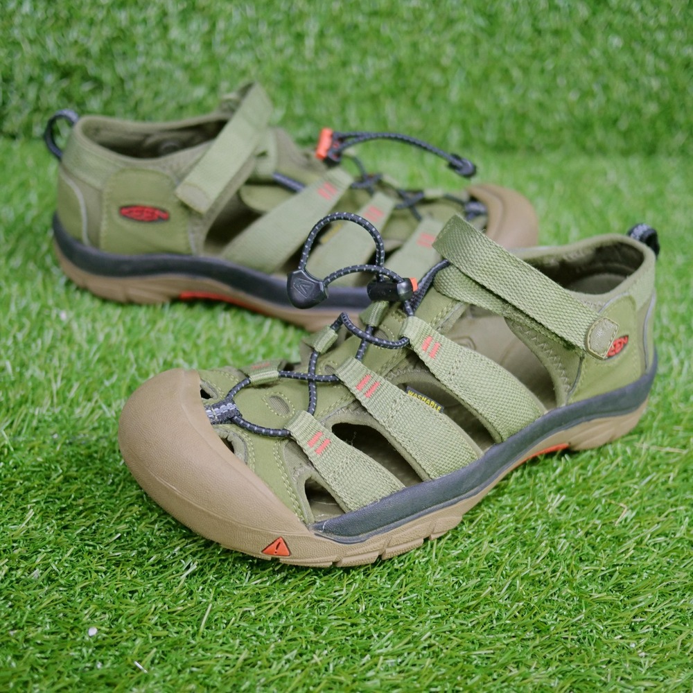 Keen Newport H2 Boys Size 6 Olive Green Tan Waterproof Hiking Sandals